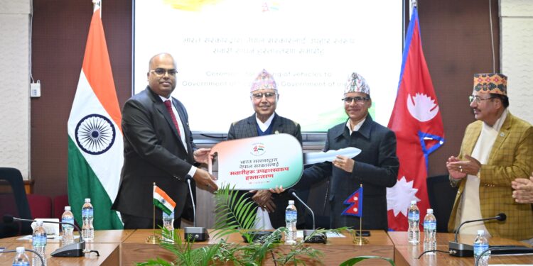 भारतद्वारा दोस्रो खेपका २५० भन्दा बढी सवारी साधन नेपाललाई हस्तान्तरण !