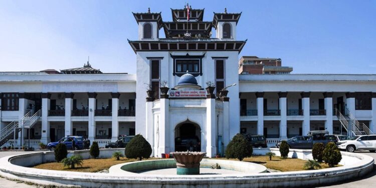 पूर्वमन्त्री टक्कर : महोत्तरी निर्वाचनको राजनीतिक रोमाञ्चकता ।