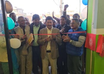 गोलबजारमा एमाले नगर कमिटी बैठक तथा पार्टी प्रवेश कार्यक्रम सम्पन्न, १०७ जना गरे एमालेमा प्रवेश