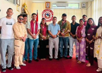 दुर्गम बाजुराको स्वास्थ्य सेवामा नयाँ आशा: कोल्टी अस्पतालमा विभिन्न विधाका ६ स्वास्थ्यकर्मी ।
