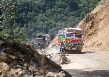 त्रिभुवन राजपथ र कान्ति राजमार्गमा दुईतर्फी यातायात सञ्चालन
